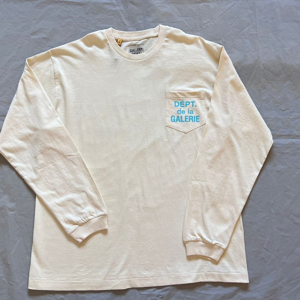 Gallery Dept. De La GALERIE Cream Light Blue Long Sleeve Pocket T-Shirt Size M